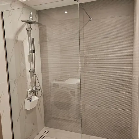 アパート Denys & Kelly *