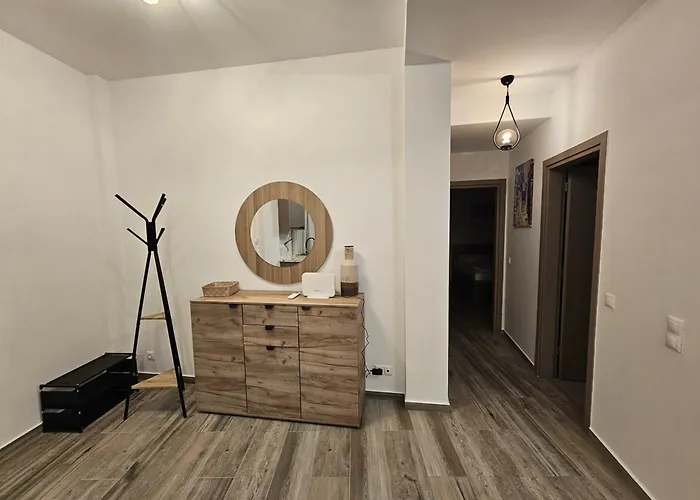 Denys & Kelly Methoni (Messenia)