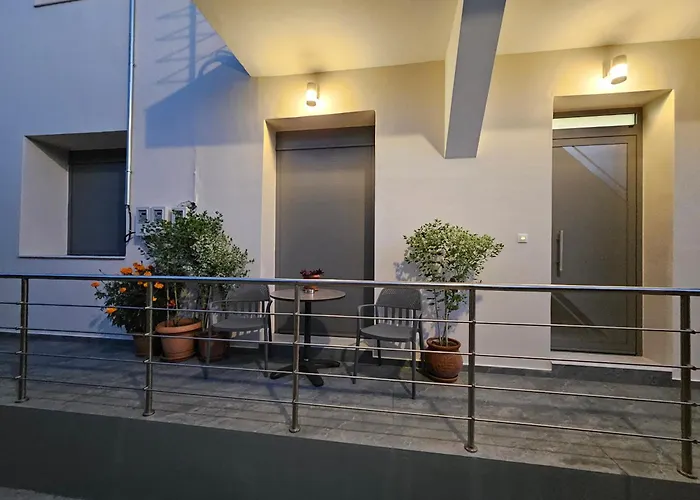 Denys & Kelly 아파트 메토니